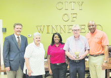 Shelton, Riley receive “Hammy Awards”