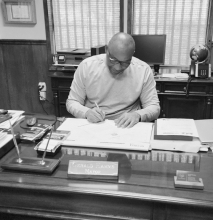 Mayor Hamms Signs Lagniappe Application
