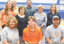 Files signs with Hendrix College