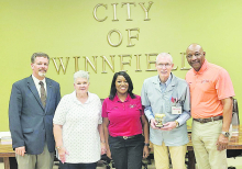 Shelton, Riley receive “Hammy Awards”