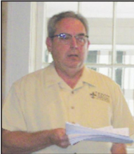 Deano Thornton speaks to Kiwanis Club