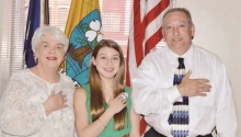Caroline Whisonant, a student at Winnfield Middle School,delivered the Pledge of Allegiance at the March 16 meetingof the Winn Parish Police Jury. Pictured, left to right: WinnParish Police Jury Vice-President Doris Leeper, CarolineWhisonant and Jury President Jack McFarland.